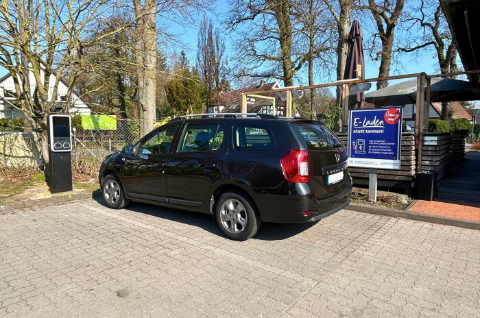 E-laden statt Tanken! Hier entstehen mehrere E-Ladeplätze