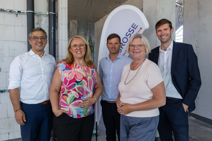 Raum für Innovation: Richtfest für erstes Gebäude des „TECHNIQUE“ im Technologiepark Bremen