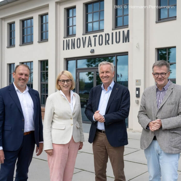 „Ein Glücksfall für Osnabrück“ – Christian Wulff besucht das Lok-Viertel